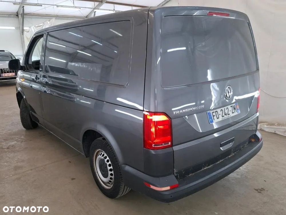 Volkswagen Transporter - 3