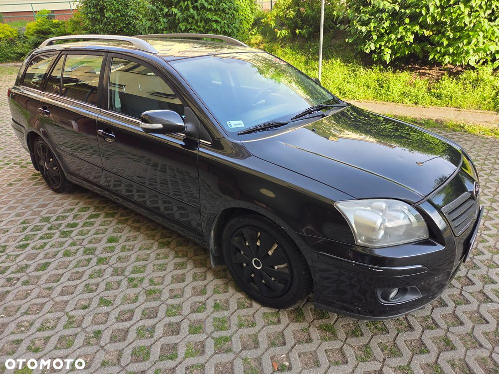 Toyota Avensis 2.0 D-4D Sol - 19