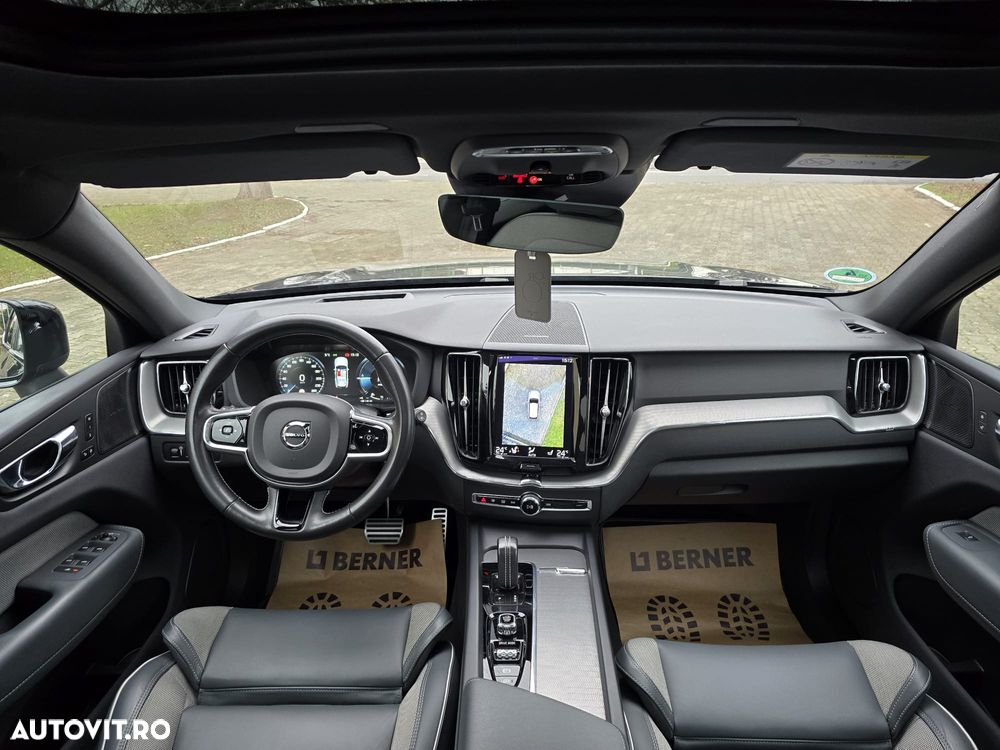 Volvo XC 60 Recharge T6 Twin Engine eAWD R-Design Expression - 16