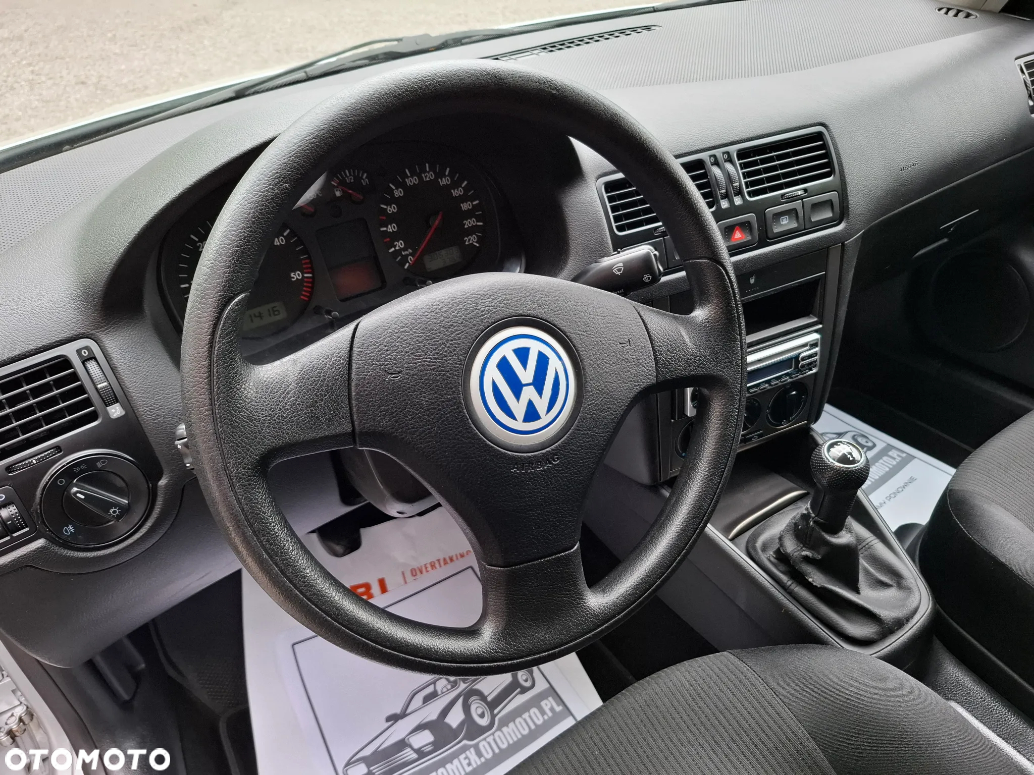 Volkswagen Bora 1.9 SDI Comfortline - 23