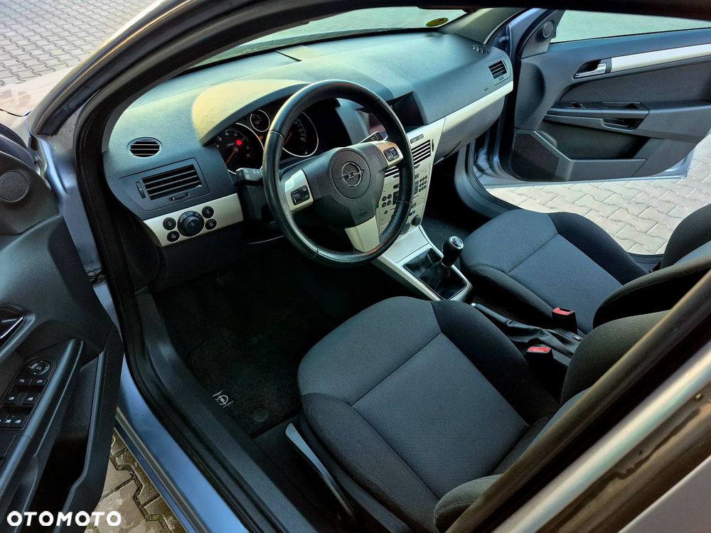 Opel Astra - 12