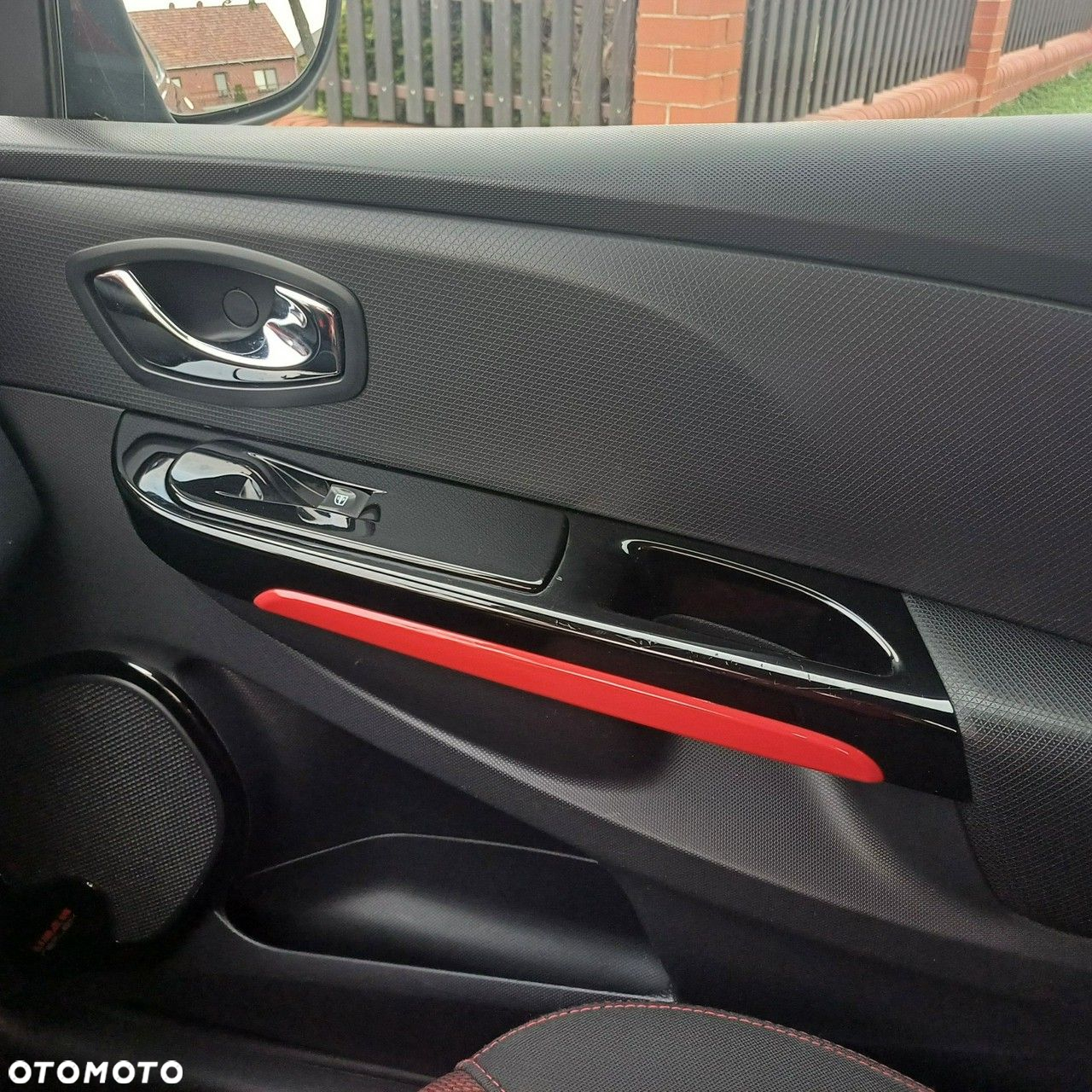 Renault Clio - 23