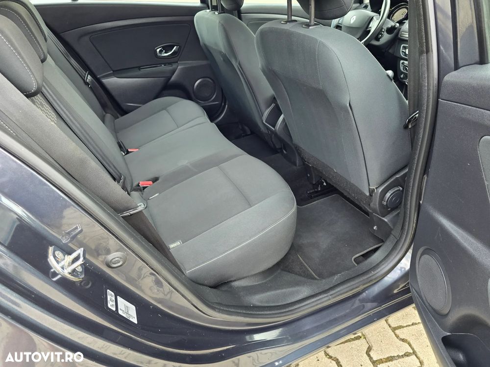 Renault Megane ENERGY dCi 110 Start & Stop Dynamique - 11