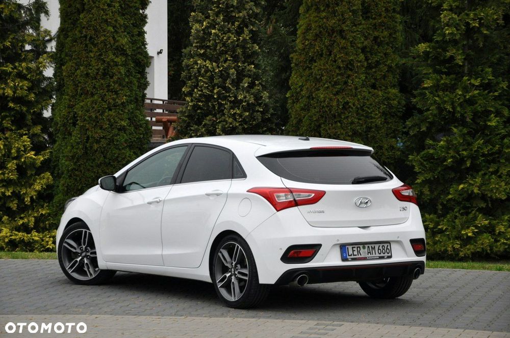 Hyundai i30 1.6 GDI Turbo Luxury - 13