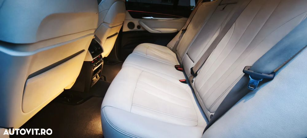 BMW X5 xDrive35i - 10