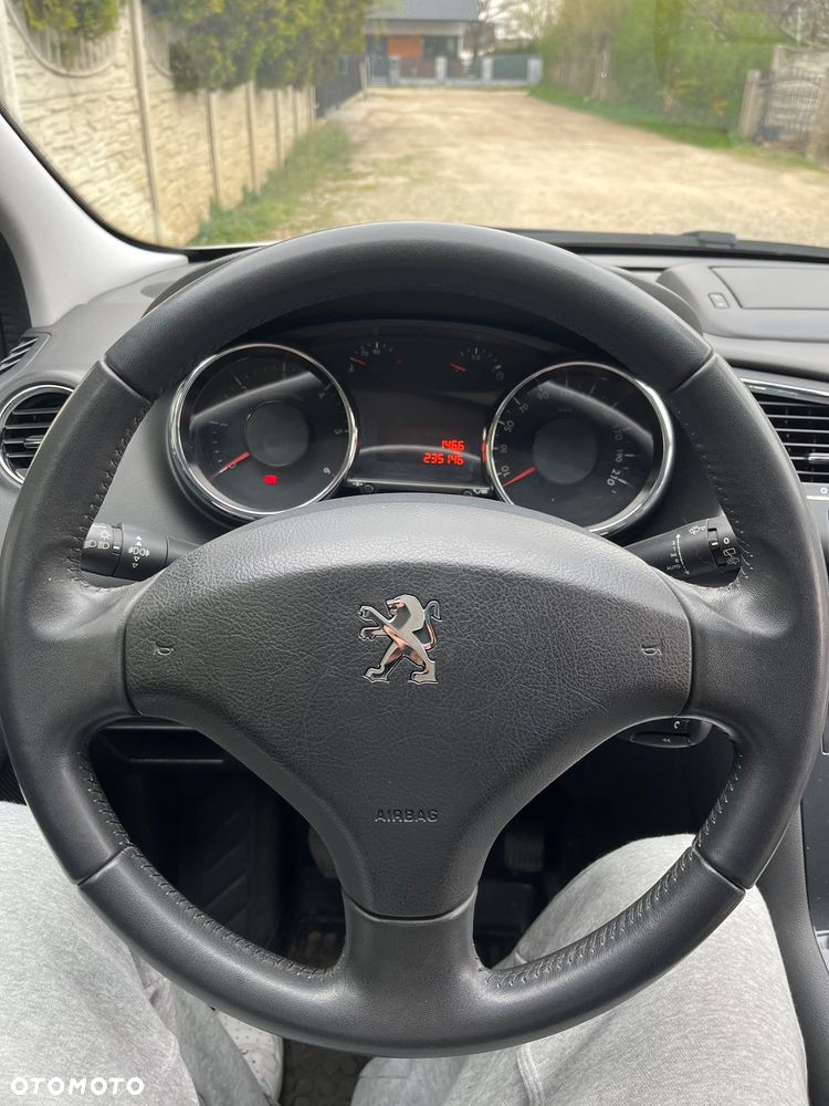 Peugeot 3008 1.6 HDi Active - 13