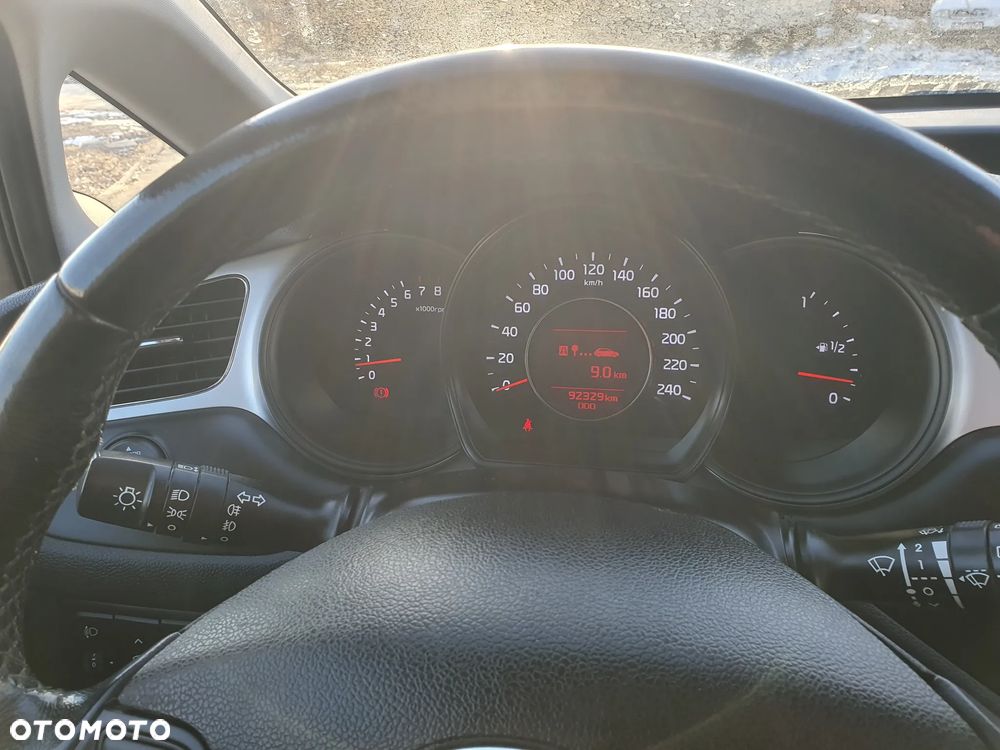 Kia Ceed 1.4 CVVT ISG Vision - 6
