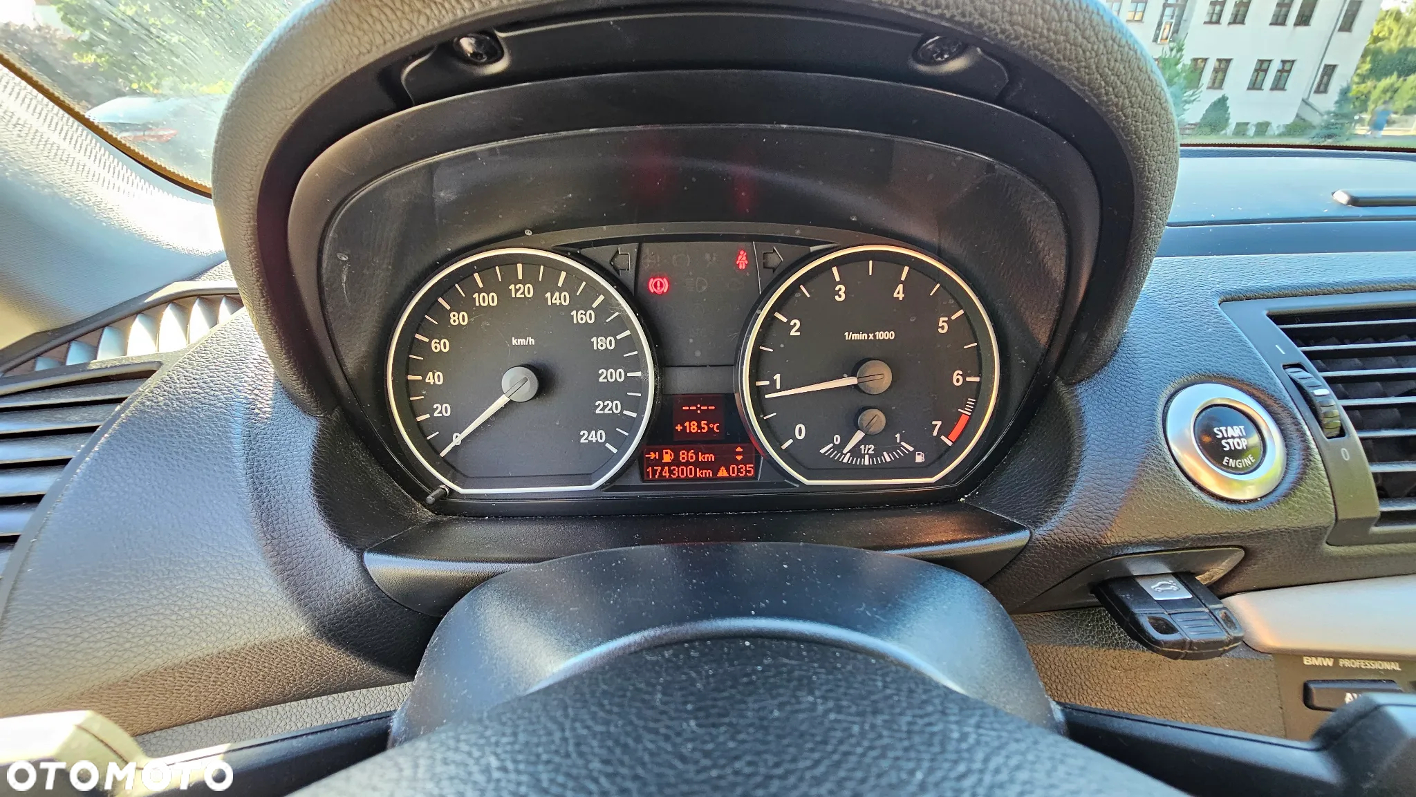 BMW Seria 1 116i - 19