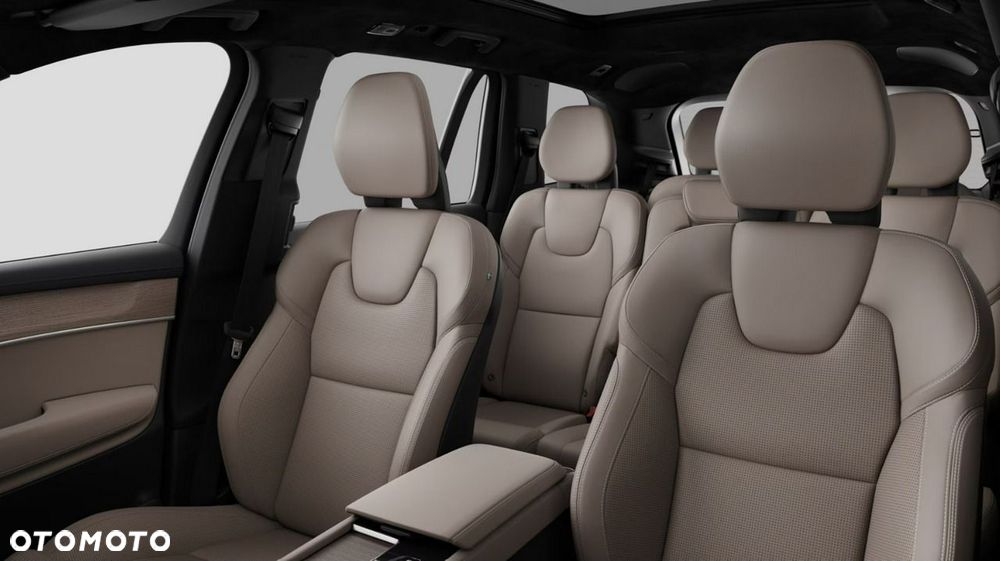 Volvo XC 90 T8 AWD Plug-In Hybrid Ultra Dark 7os - 6