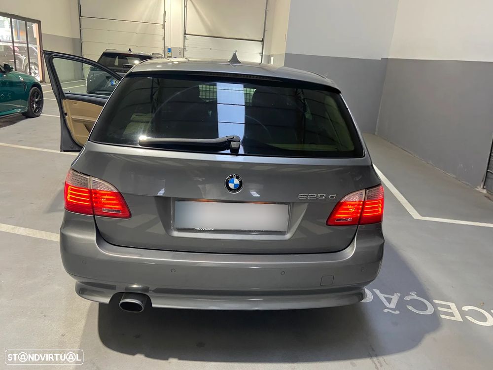 BMW 520 dA Executive - 6