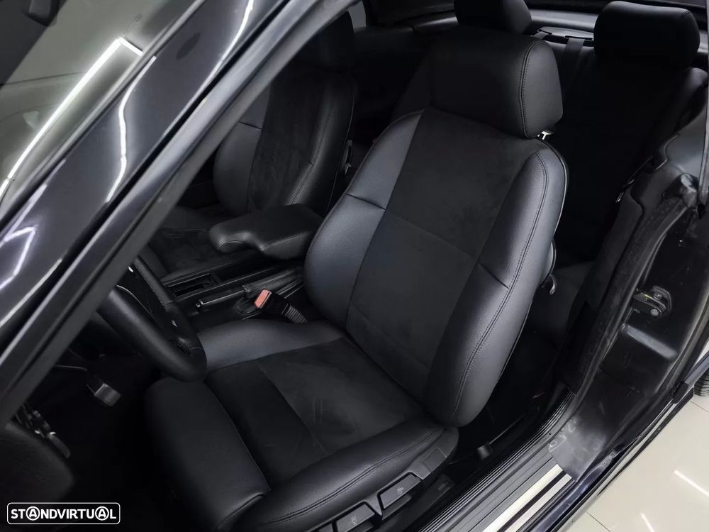 BMW 318 i Cabriolet M Sport - 21