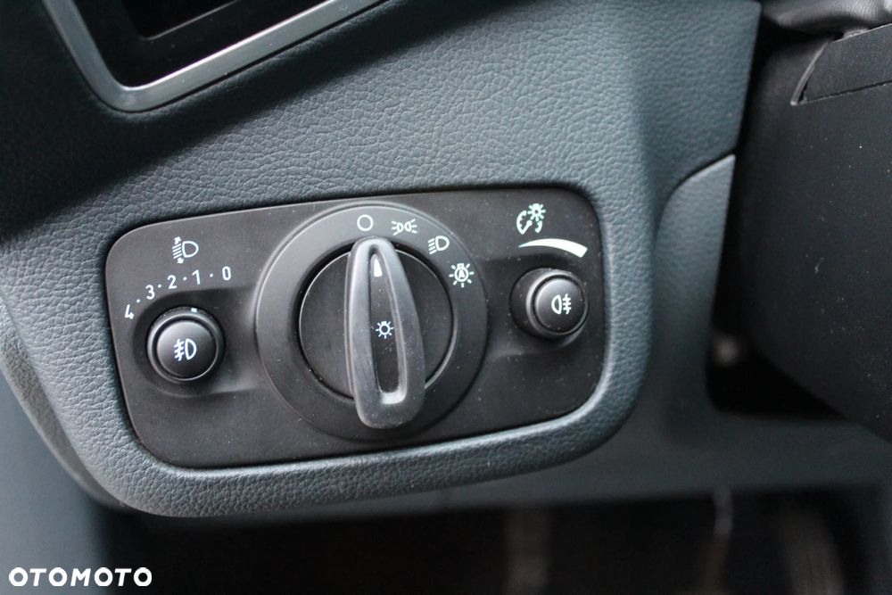 Ford C-MAX 1.6 TDCi Start-Stop-System Titanium - 16