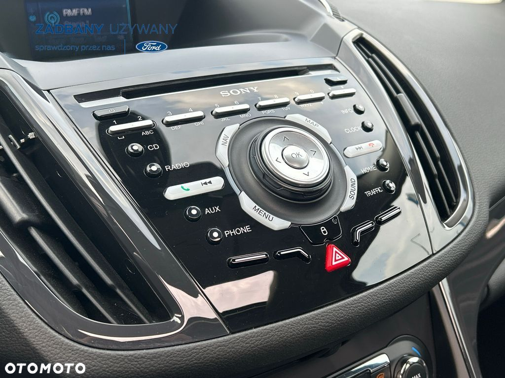 Ford Kuga 1.5 EcoBoost 2x4 Titanium - 23