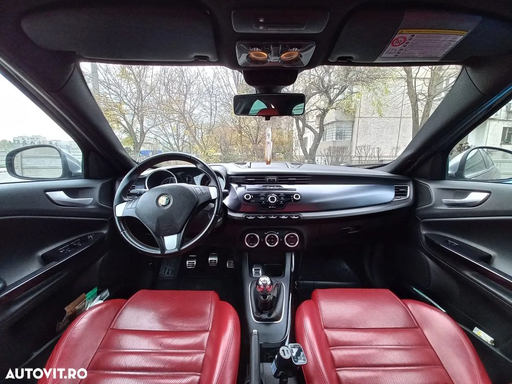 Alfa Romeo Giulietta 2.0 Mjet Distinctive - 3
