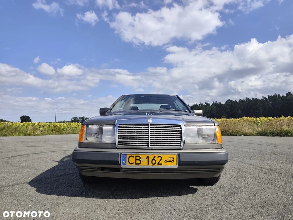 Mercedes-Benz W124 (1984-1993) - 7