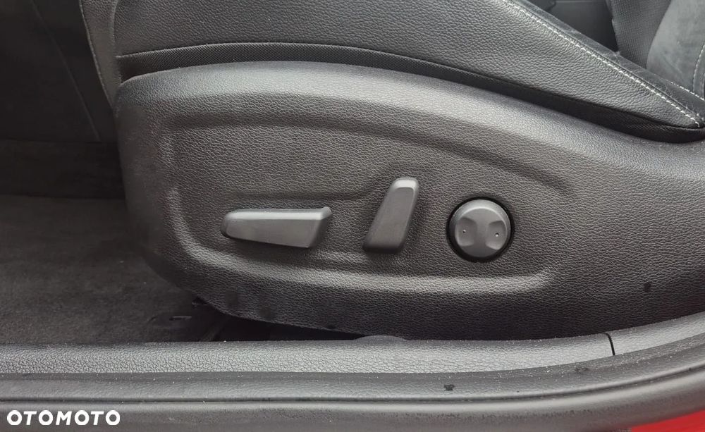 Kia ProCeed 1.4 T-GDI GT Line - 26