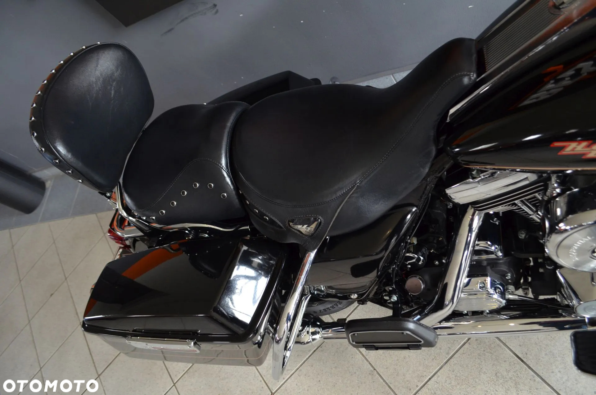 Harley-Davidson Touring Road King - 16