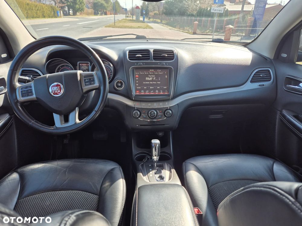 Fiat Freemont 2.0 Multijet 16V DPF Automatik Allrad Black Code - 13