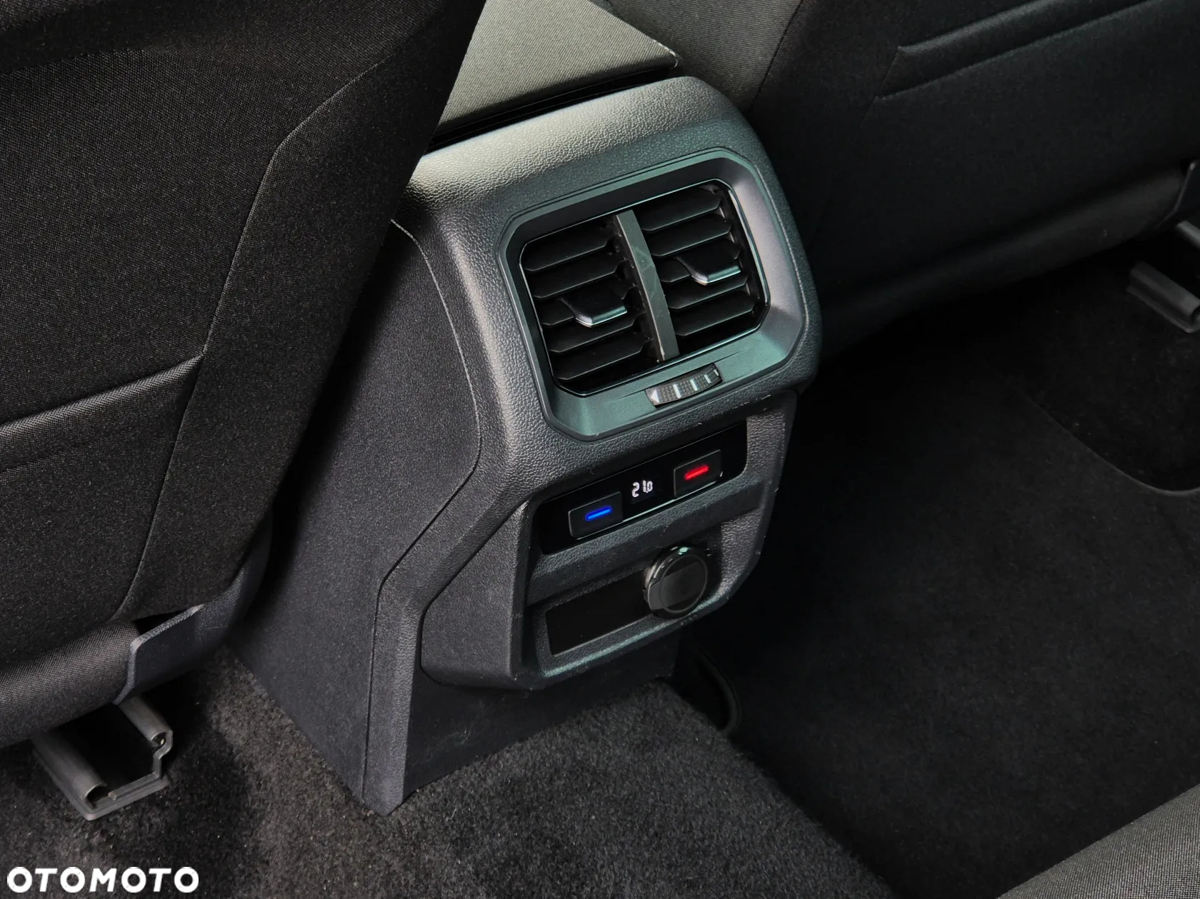 Volkswagen Tiguan 1.5 TSI EVO Life - 28
