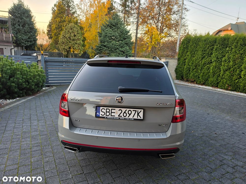 Skoda Octavia 2.0 TDI (Green tec) 4x4 DSG RS - 14
