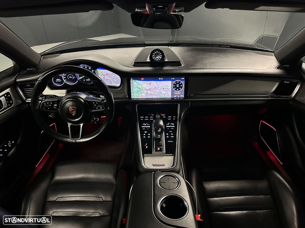 Porsche Panamera - 15