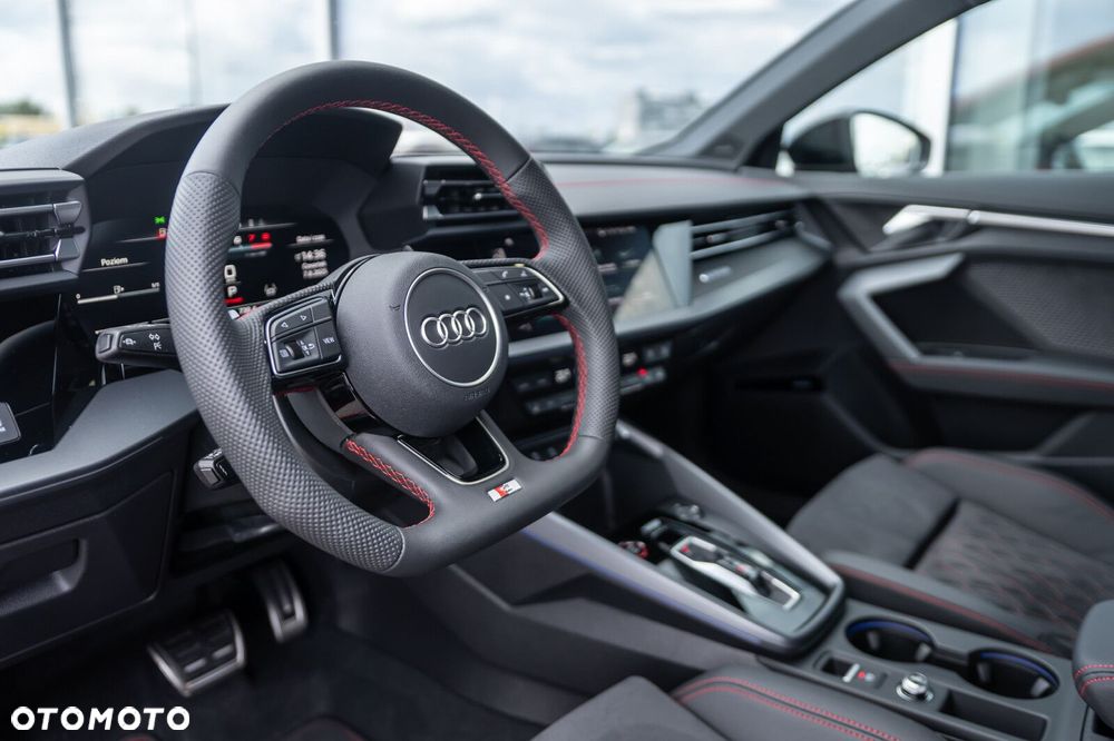 Audi S3 Limousine - 13