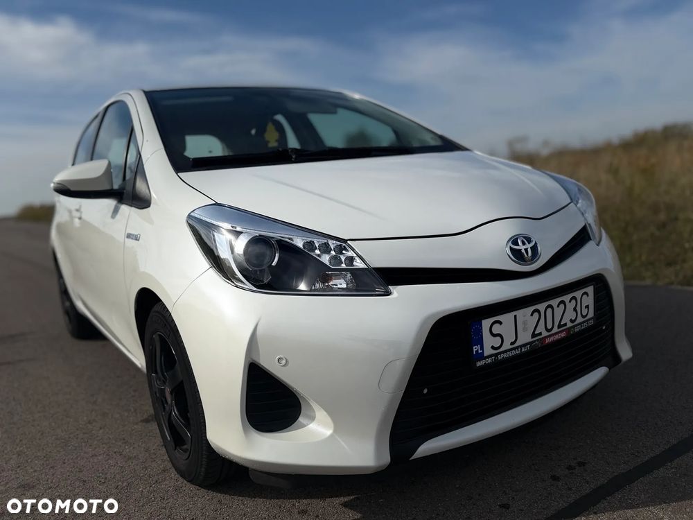Toyota Yaris - 30