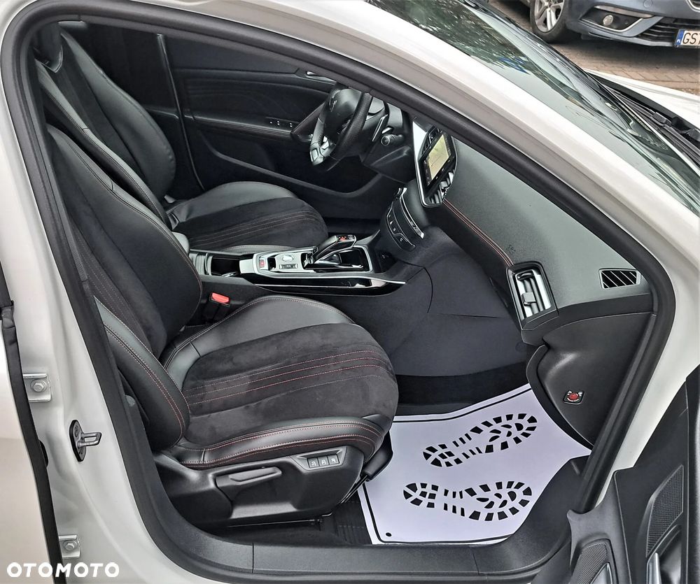 Peugeot 308 BlueHDi FAP 130 EAT8 Stop & Start GT Pack - 22