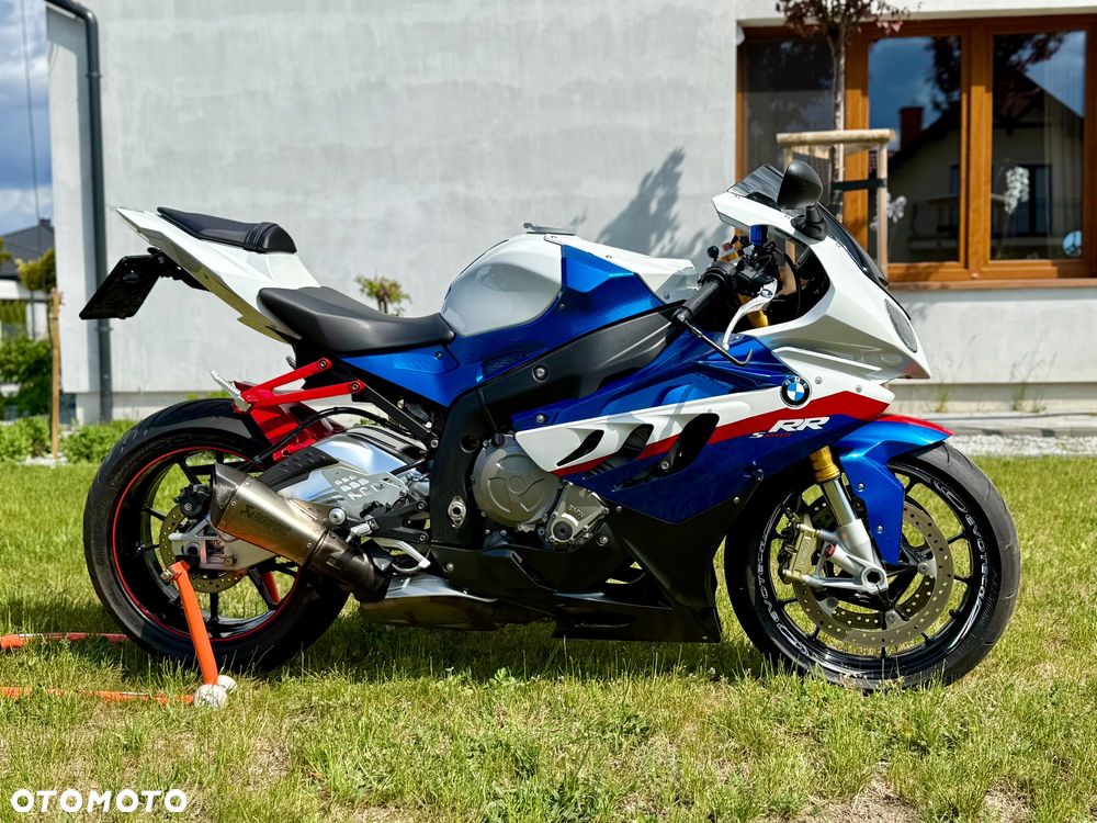 BMW S - 4