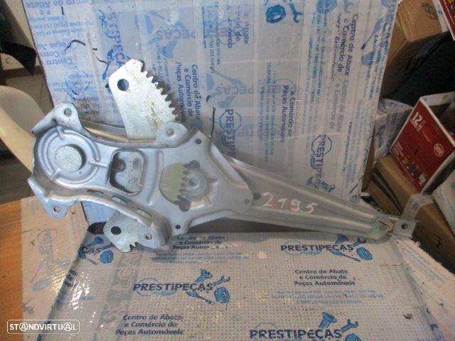 Elevador Sem Motor 827013VV0A NISSAN NOTE 2 2016 1.5DCI 90CV 5P CINZA ESCURO TE - 1
