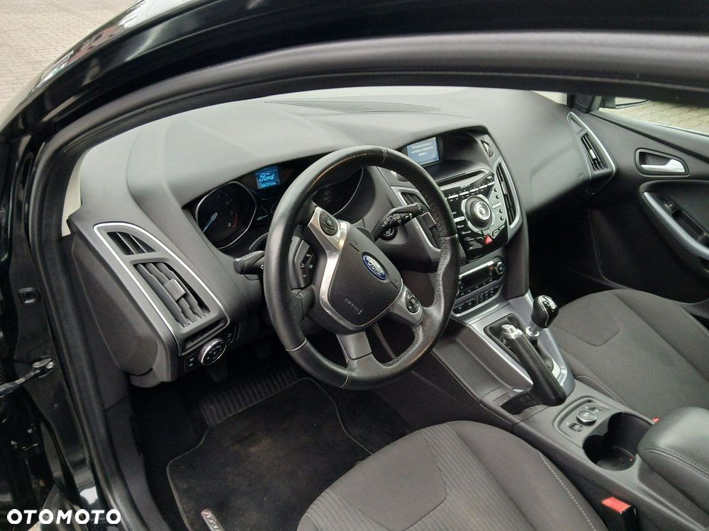 Ford Focus SW 1.6 EcoBoost Titanium - 11