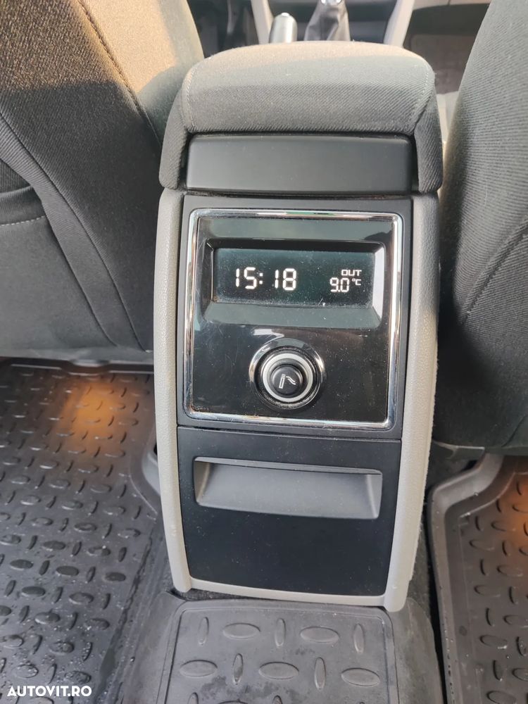 Skoda Superb Combi 1.6 TDI Greenline Active - 10