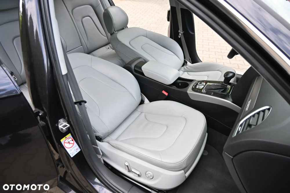 Audi A4 Avant 2.0 TFSI quattro S tronic S line Sportpaket - 31