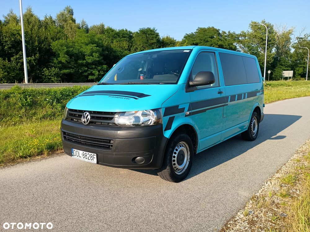 Volkswagen Transporter - 1