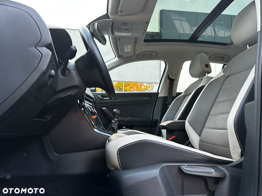 Volkswagen T-Roc 1.5 TSI ACT Premium - 15