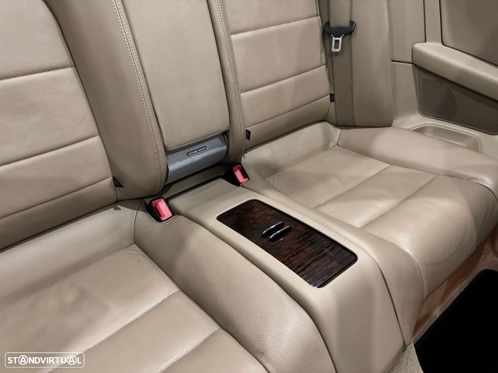 Mercedes-Benz E 220 CDi Avantgarde BlueEfficiency - 35