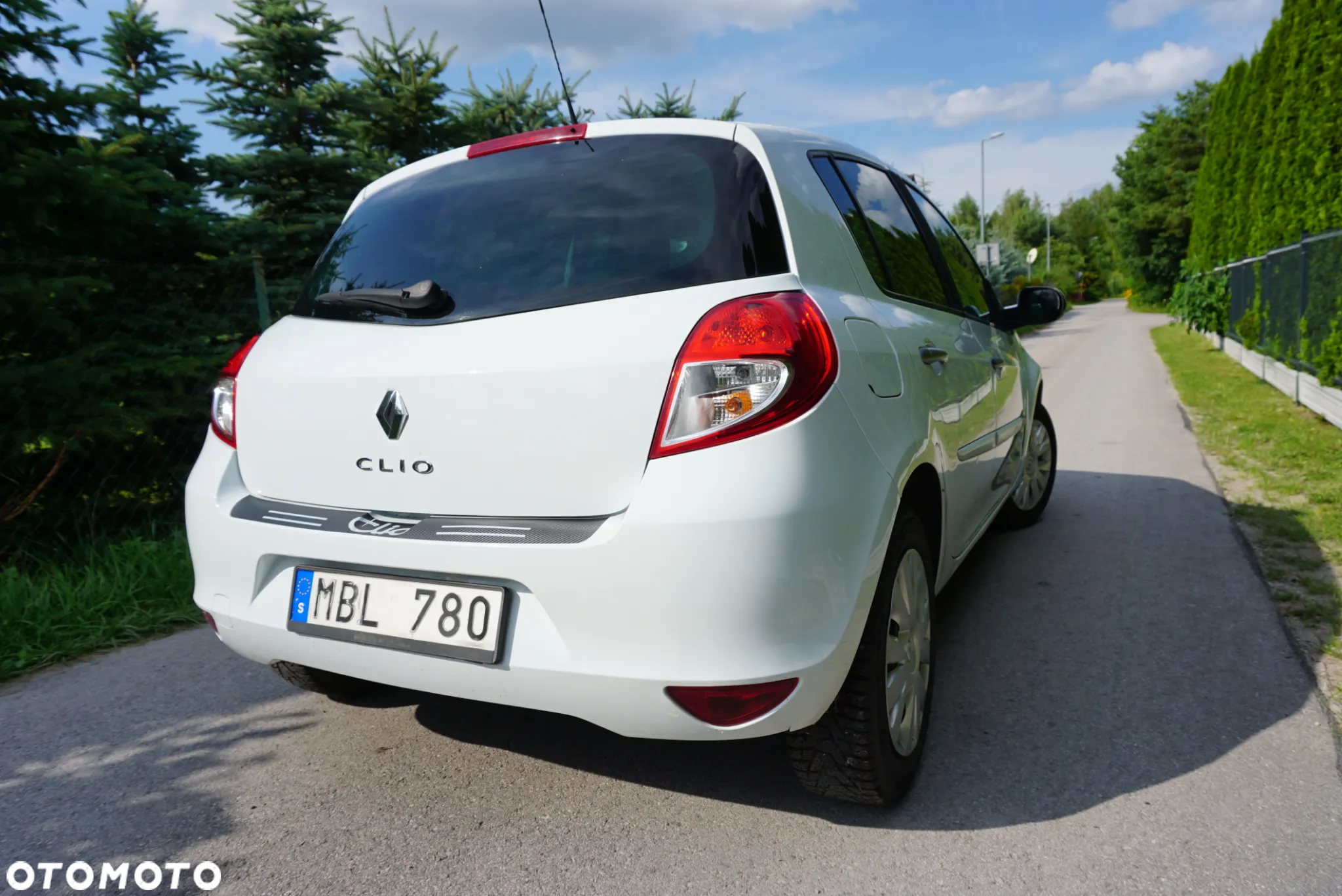 Renault Clio 1.2 16V 75 Expression - 9