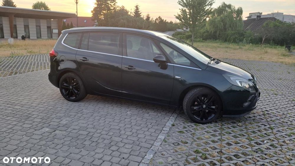 Opel Zafira - 3