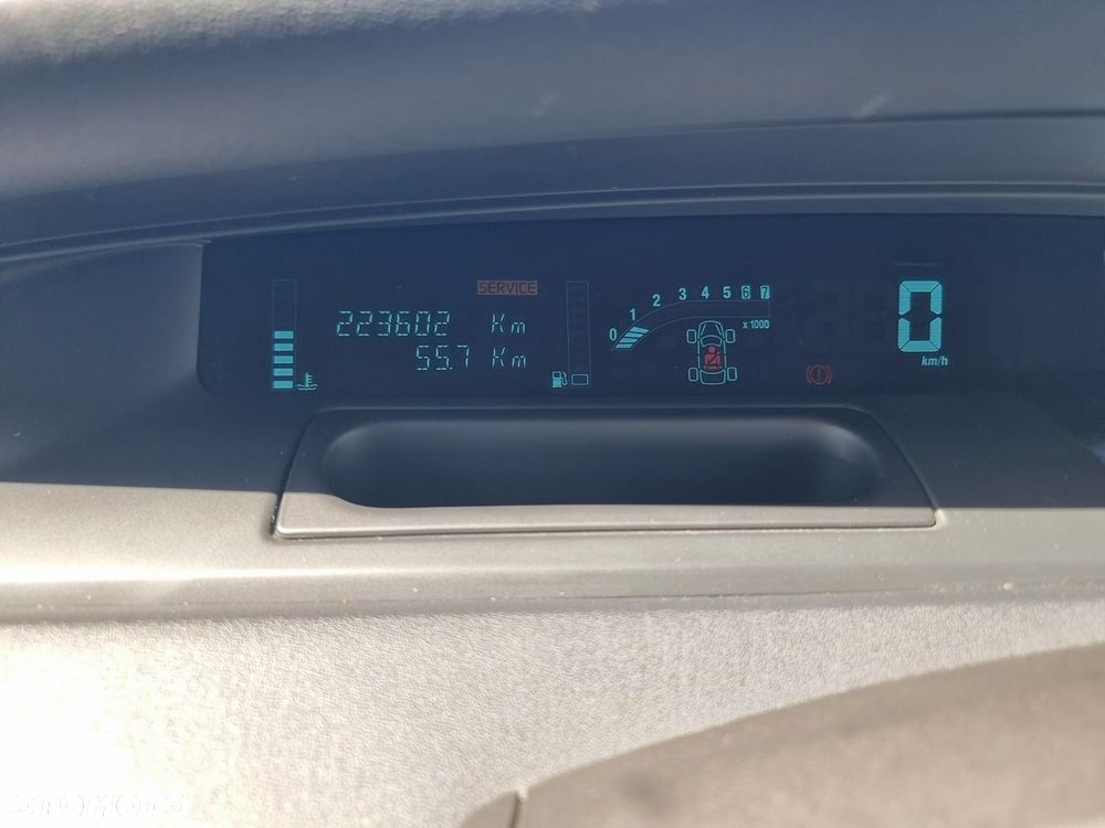 Renault Scenic - 16