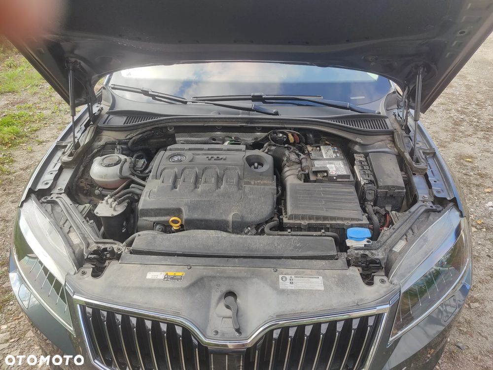 Skoda Superb 2.0 TDI SCR 4x4 L&K DSG - 18