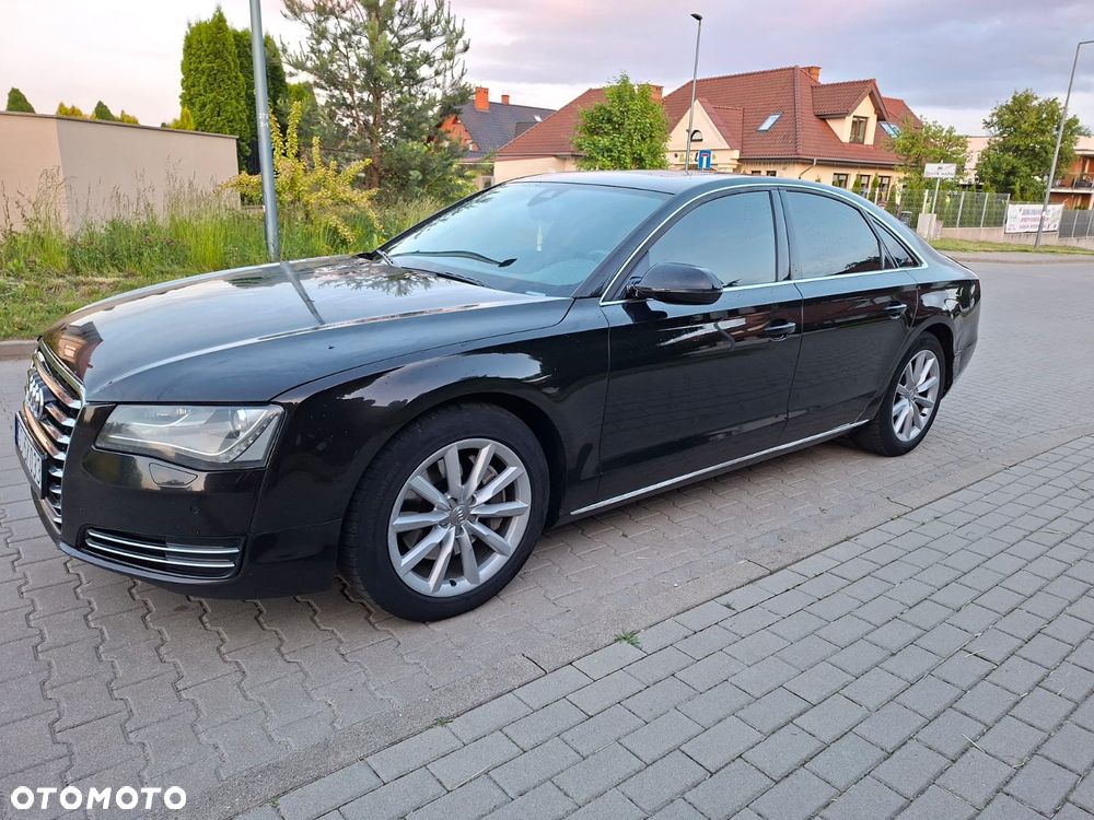 Audi A8 - 1