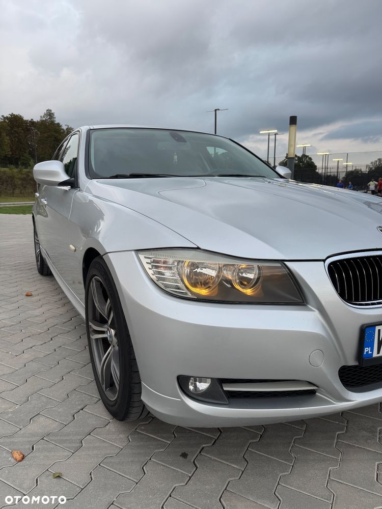BMW Seria 3 318d Luxury Line - 7