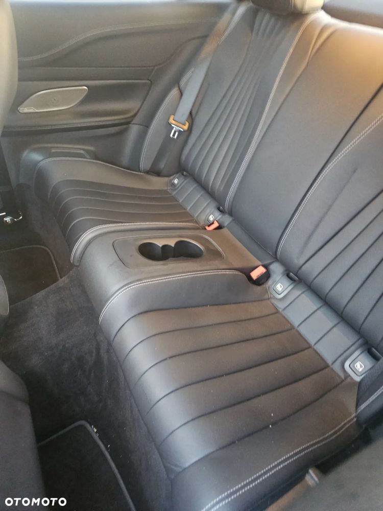 Mercedes-Benz Klasa E 220 d 4Matic 9G-TRONIC Avantgarde - 11