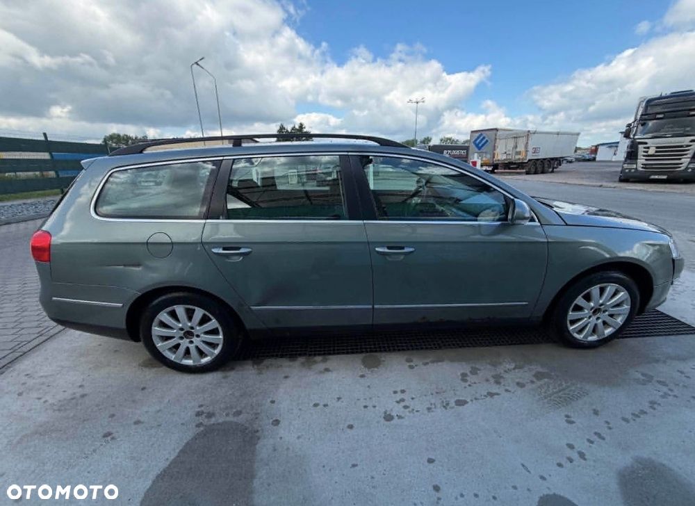 Volkswagen Passat 2.0 TDI Comfortline - 4