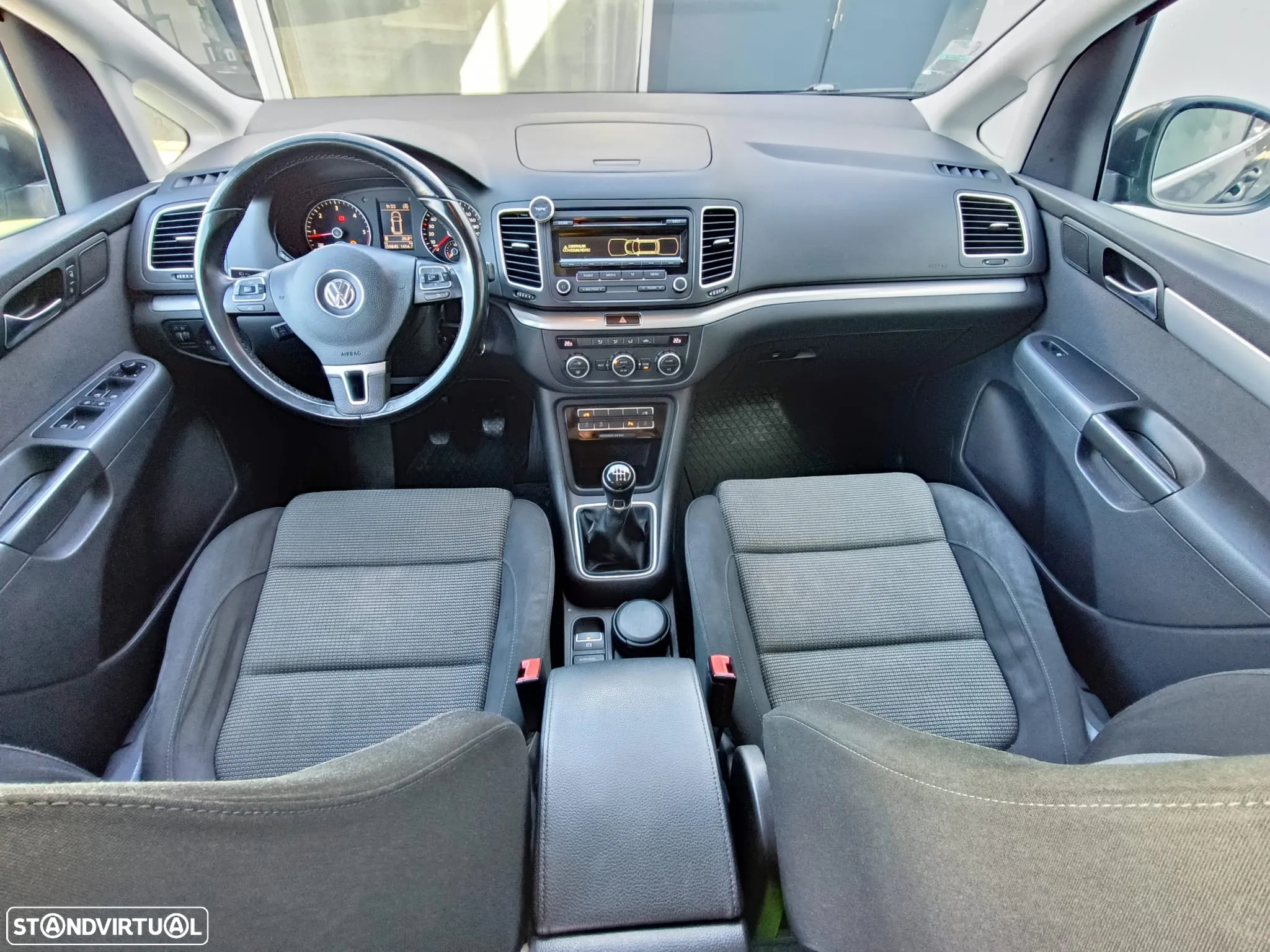 VW Sharan 2.0 TDI Confortline - 21