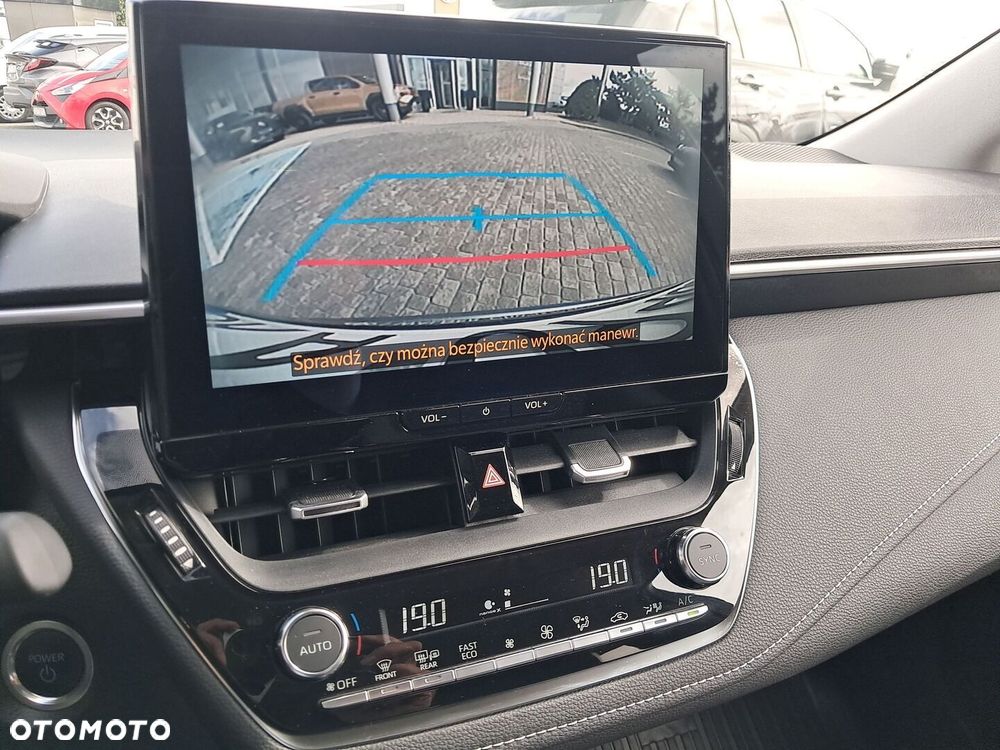Toyota Corolla 1.8 Hybrid Style - 28