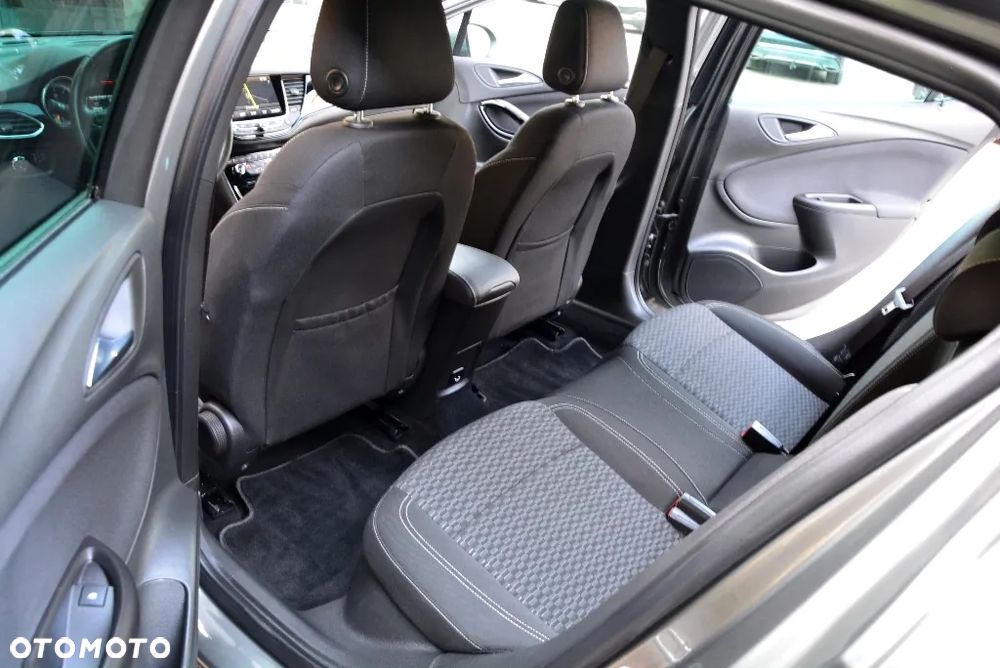 Opel Astra 1.4 Turbo Innovation - 8