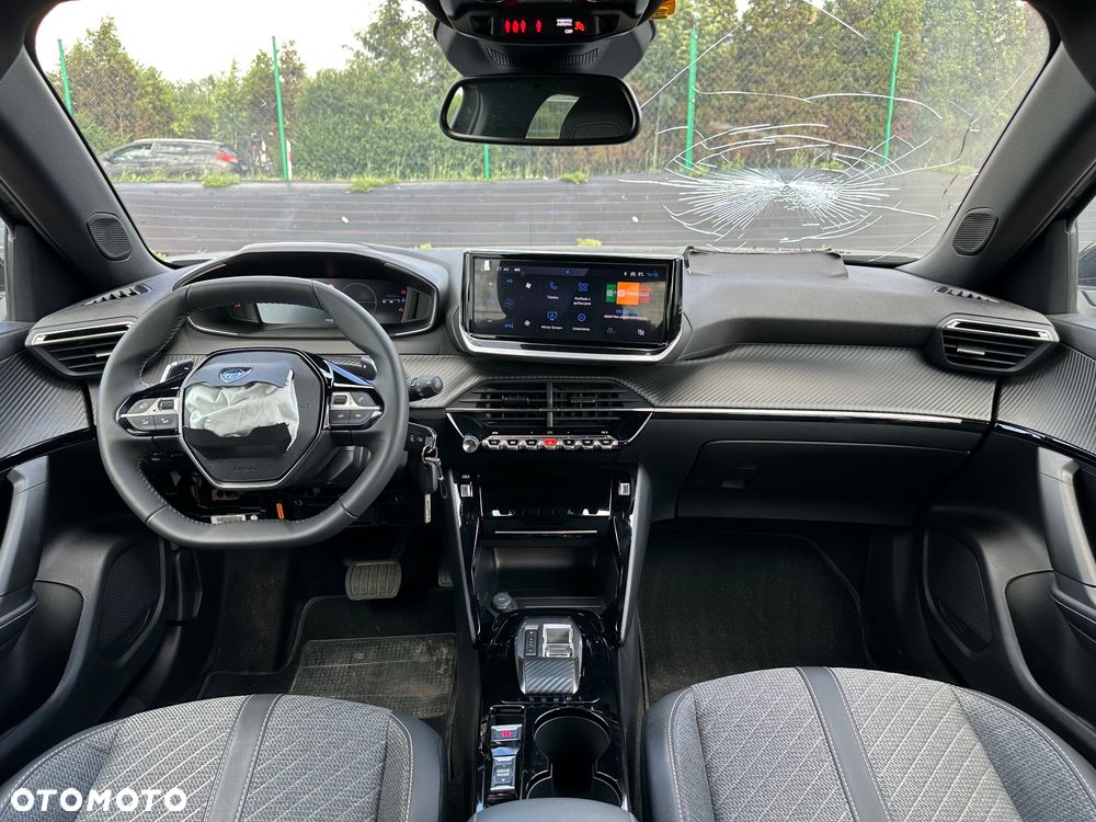 Peugeot 2008 - 19