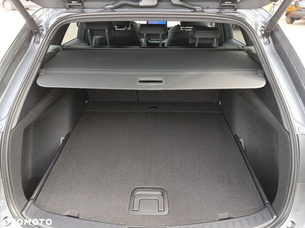 Toyota Corolla 1.8 Hybrid Style - 12