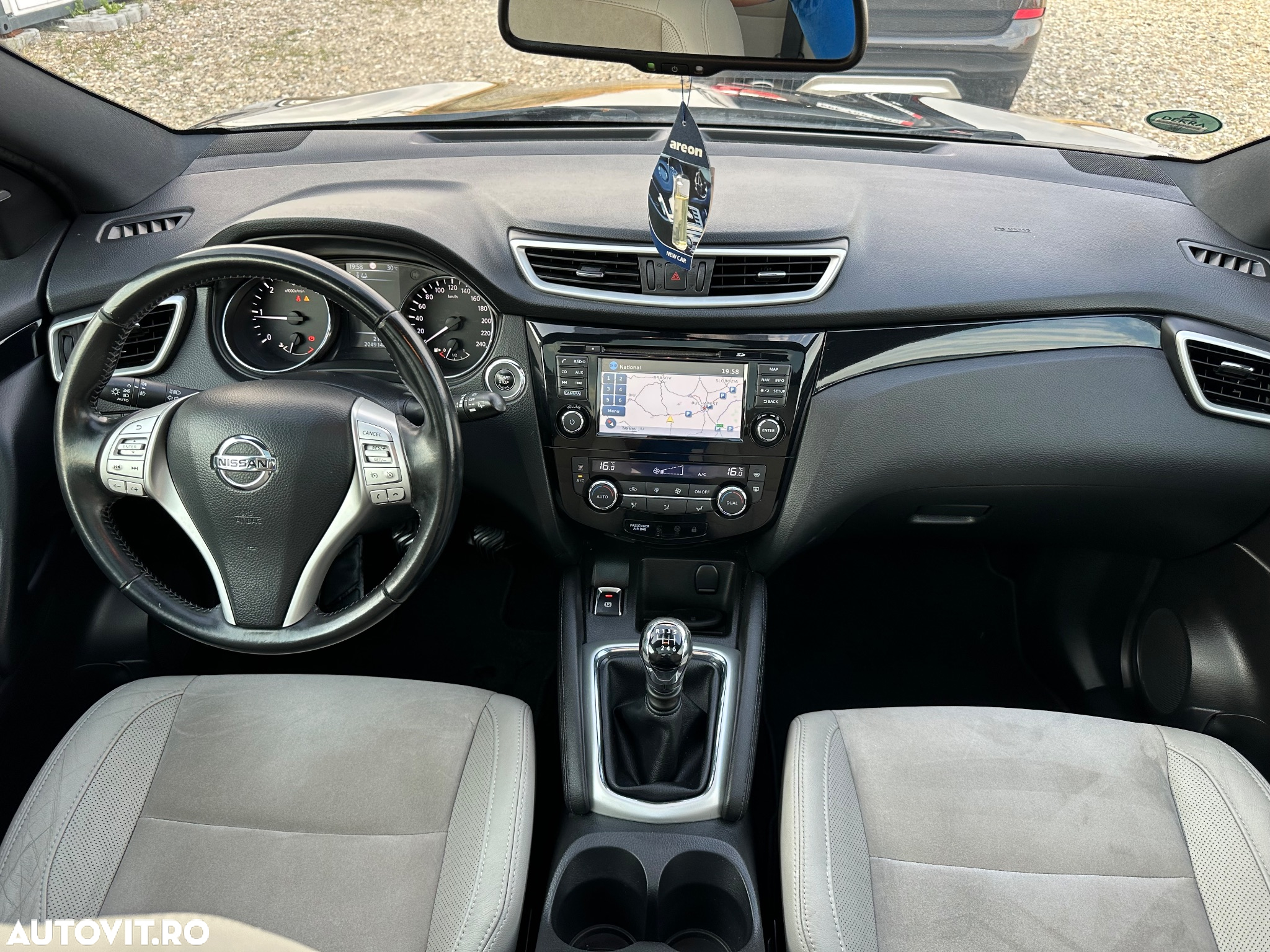 Nissan Qashqai 1.5 DCI TEKNA+ - 8